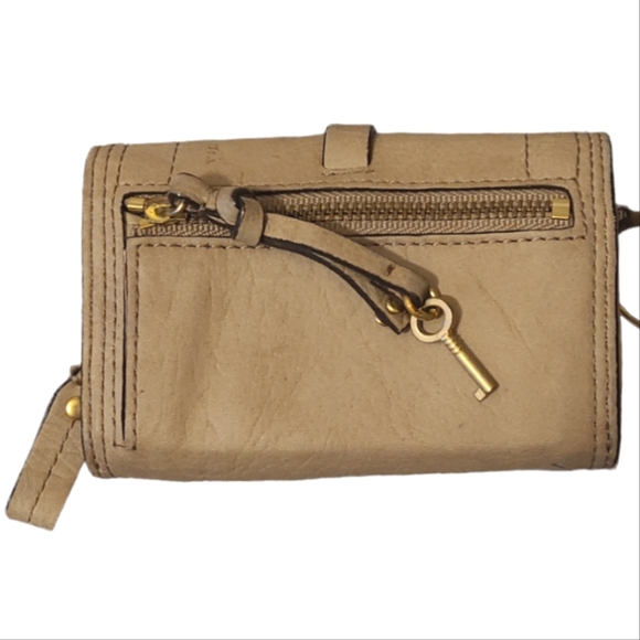 Vintage Juicy Couture Tan Leather Lock and Key Wallet - Picture 2 of 8